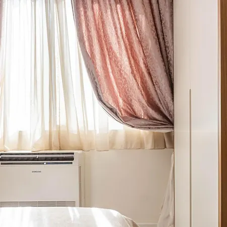 Center Fame House * Tirana