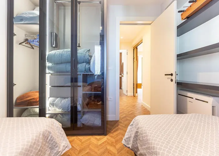 Center Fame House Tirana