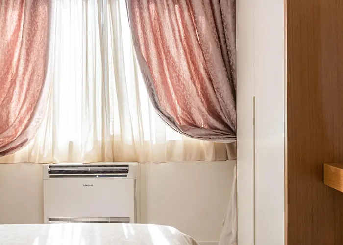 Center Fame House * Tirana